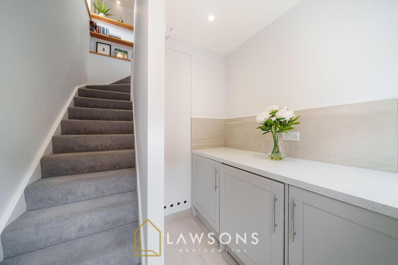 Loft Living By Lawsons With Parking Apartment Windsor Exterior foto